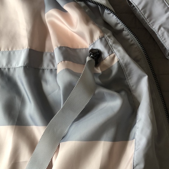Like NEW- 💨 Johnston & Murphy Lightweight Windbreaker - Picture 5 of 10